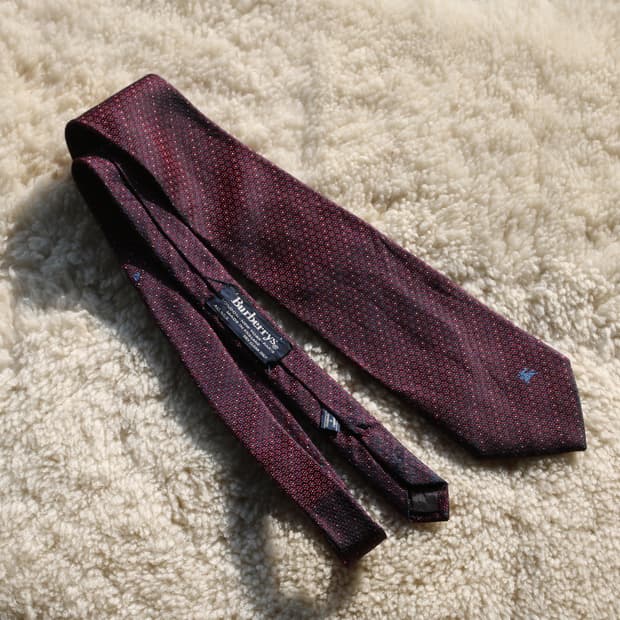 버버리 실크 넥타이 