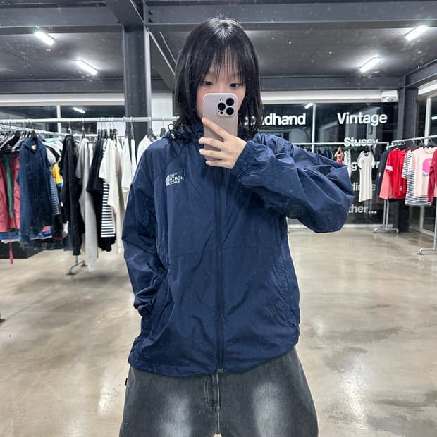 노스페이스 플라이트 시리즈 네이비 경량 바람막이