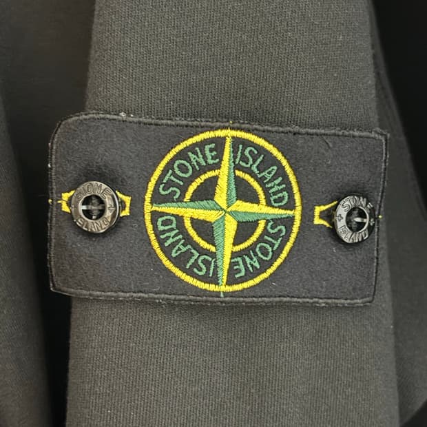 스톤아일랜드  26ss 맨투맨 L