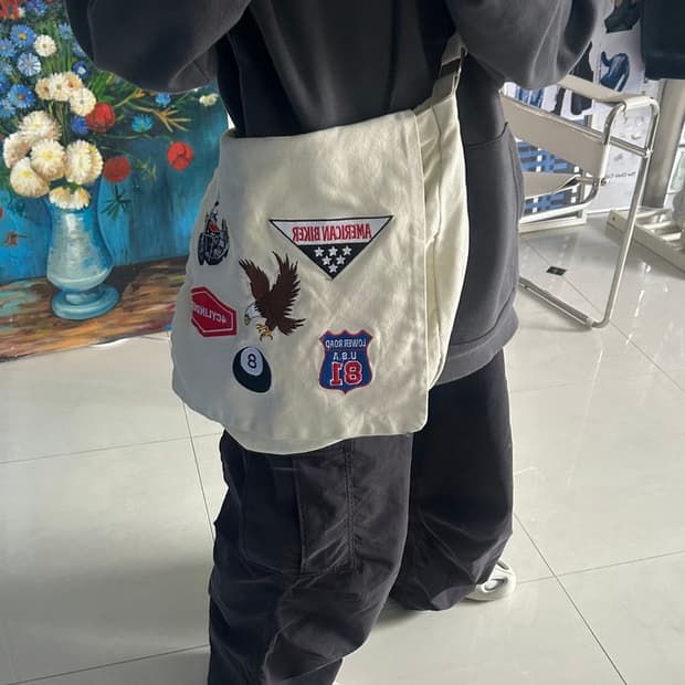 AMERICAN PATCH SHOULDER 아메리칸 패치 숄더백