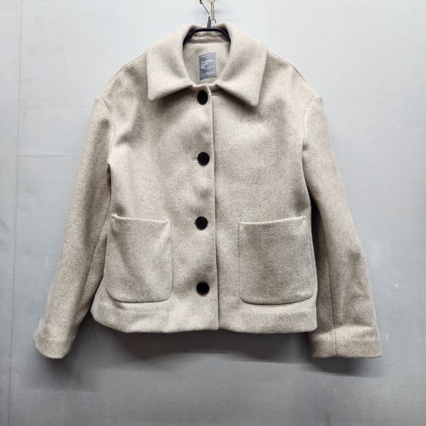 에잇세컨즈 핸드메이드 숏코트 S(M)