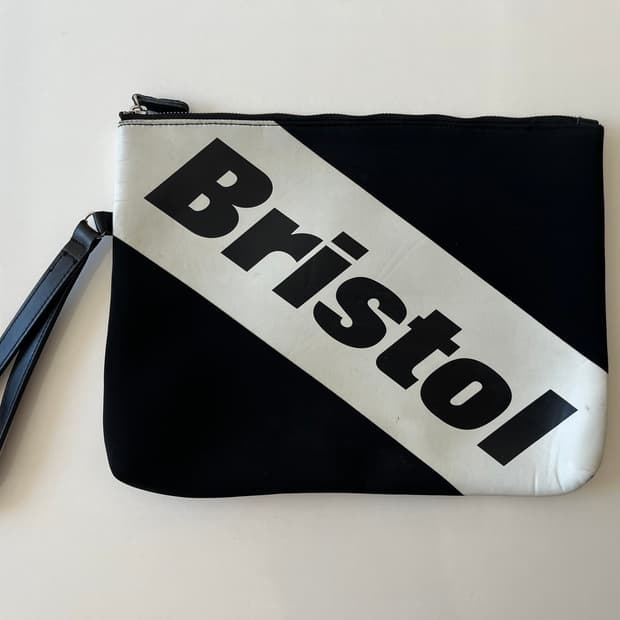 FC Real Bristol 블랙 클러치백