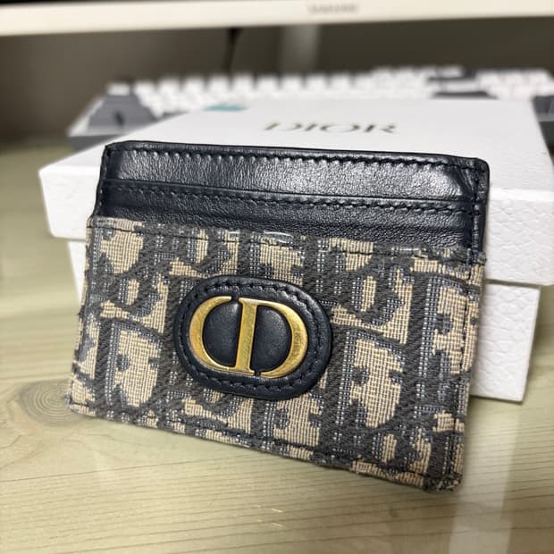 디올 30 몽테인 5 슬롯 카드 홀더 블루 디올 오블리크 자카드 