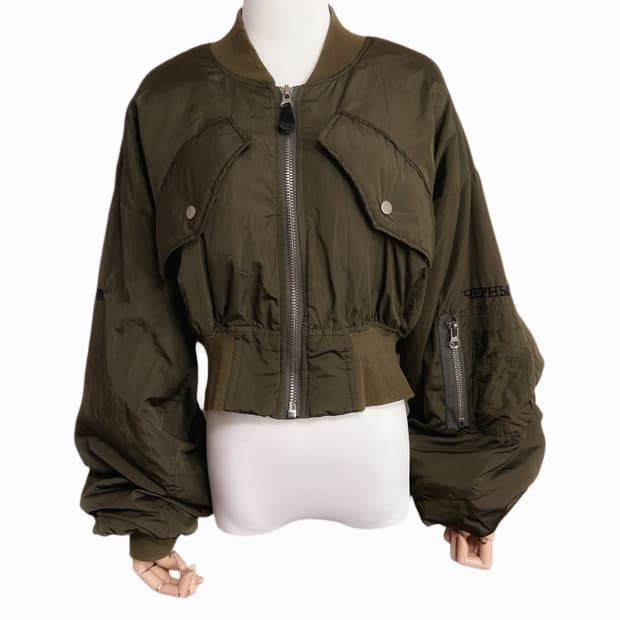 (이체시에눌) 일본 백 레터링 크롭 항공 점퍼 카키 색상 자켓