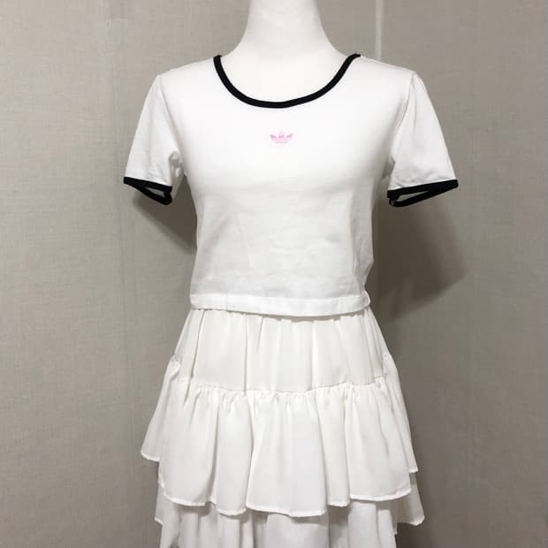 아디다스 화이트 핑크 링거티셔츠 S