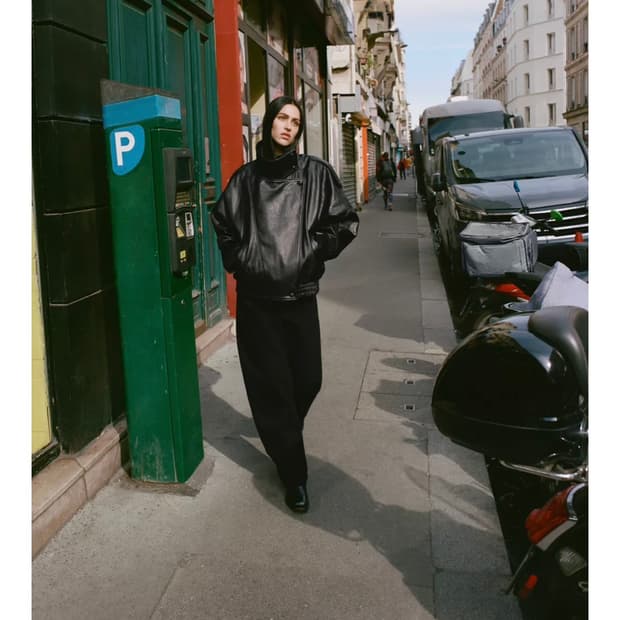 자라 페이크 레더 점퍼