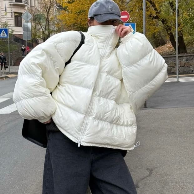 [새상품] Our room 패딩 화이트