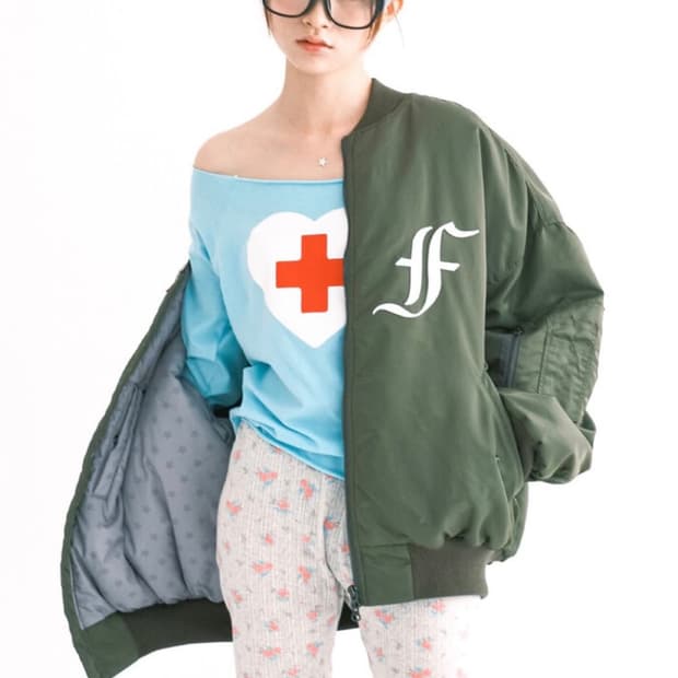 구해요<< 샵페어리 봄버자켓 카키