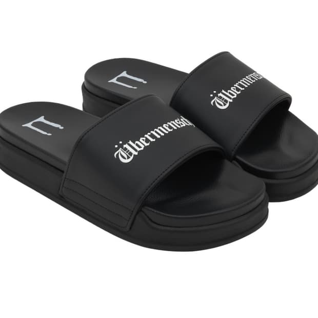 [당일 배송] 지디 위버멘쉬 슬리퍼 270