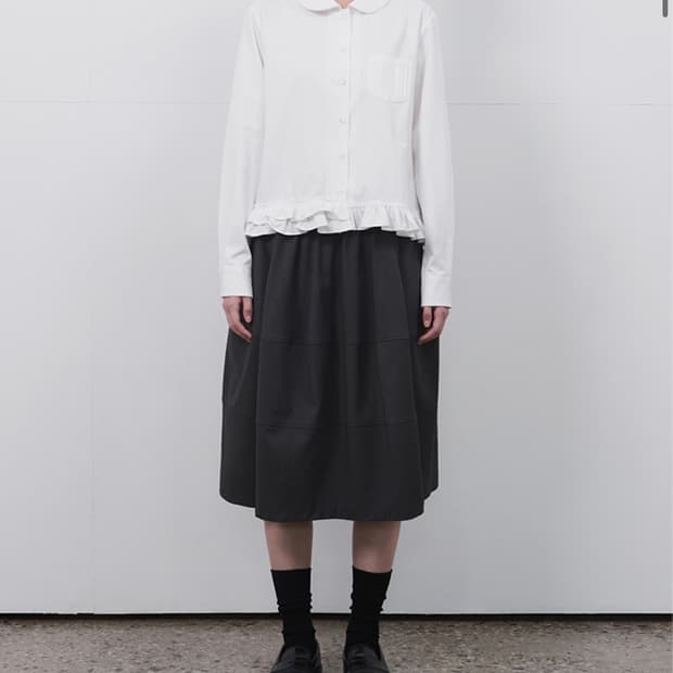 오헤시오 프릴 포켓 블라우스, 아이보리