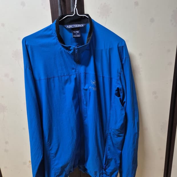 아크테릭스 셀레리스 스쿼미시 논 후드 바람막이