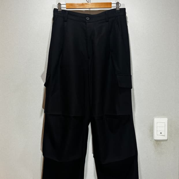 택포/S급) COOR 버진울 파라수트 카고 슬랙스 블랙 팬츠