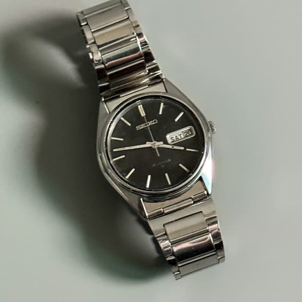 vintage SEIKO 5 Automatic metal watch