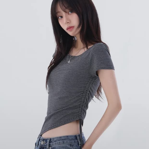 칙스 사이드 셔링 반팔티 블랙
