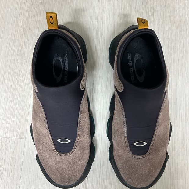 Oakley Factory Team x Brain Dead Suede