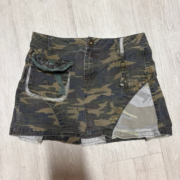 카모 밀리터리 스커트 치마 아케호무 와투케 펑크 갸루 빈티지