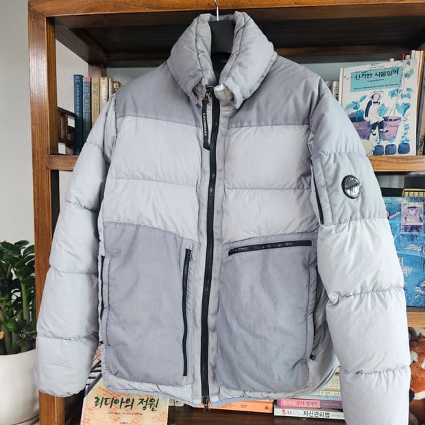 100-105)씨피 CP컴퍼니 패딩 팔아요 자켓