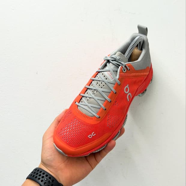 On Running 온러닝 클라우드서퍼 230