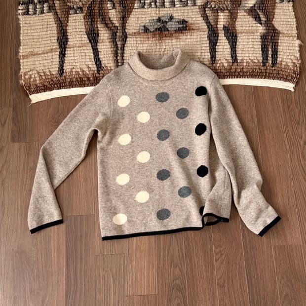 dot wide turtleneck knit