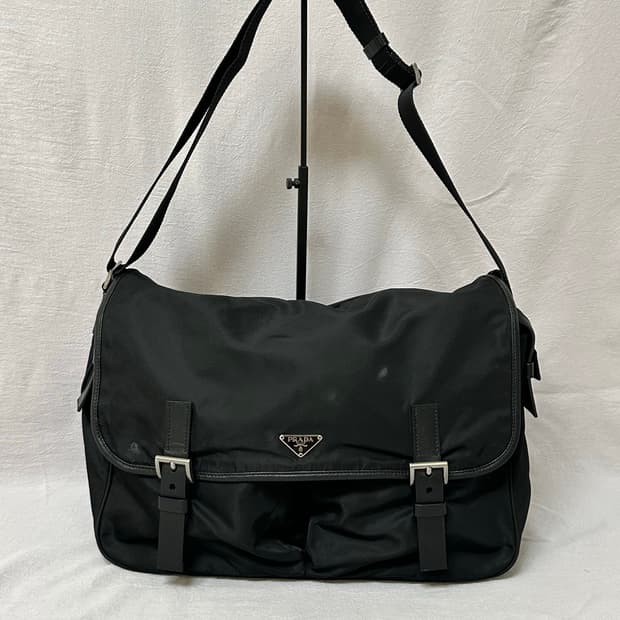 프라다 메신저백 나일론 포코노 테수토 숄더백