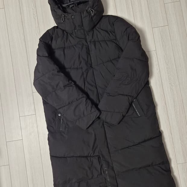 험멜 롱패딩 사이즈xl(하자있음)
뜸김이나 전체적인 사용감은 없으나 왼