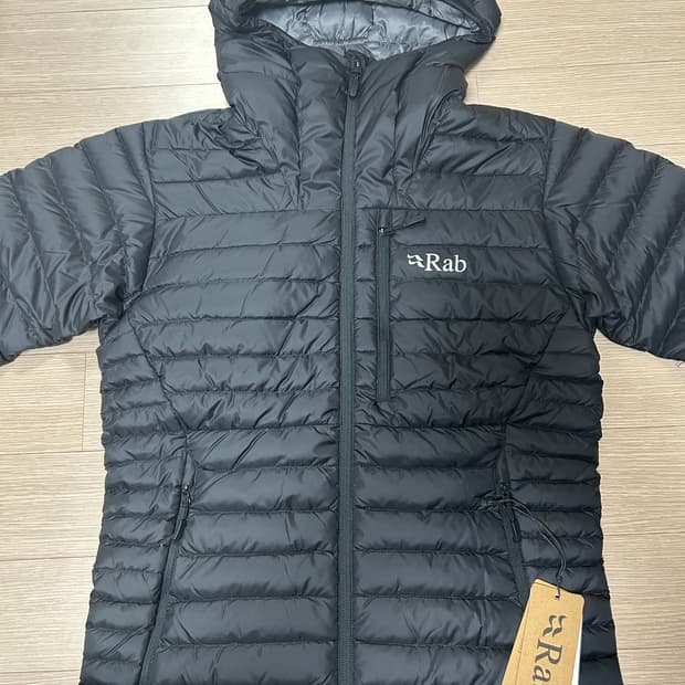 랩 마이크로라이트 알파인 자켓 블랙 XS 판매합니다~