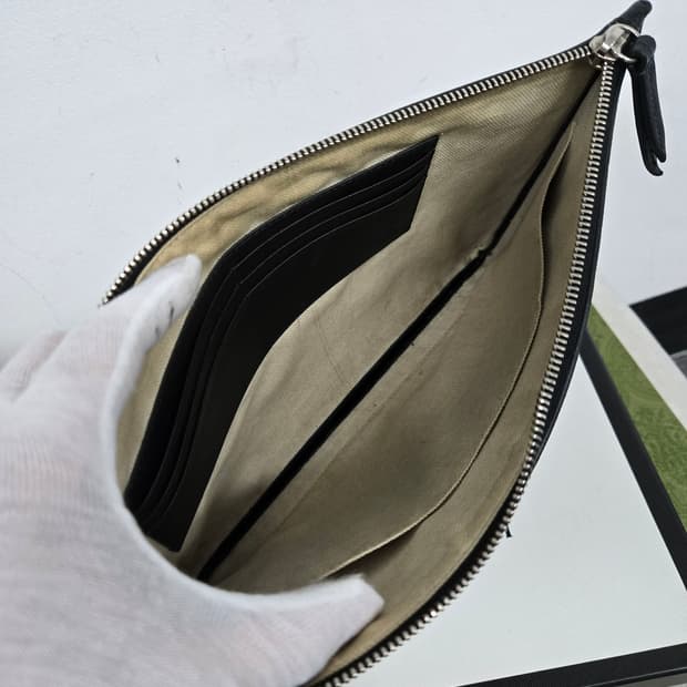 [보증서 정품] 구찌 킹스네이크 클러치백