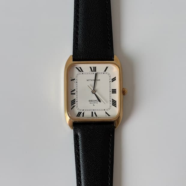 1980s Mitsukoshi Roman Gold Tank Quartz