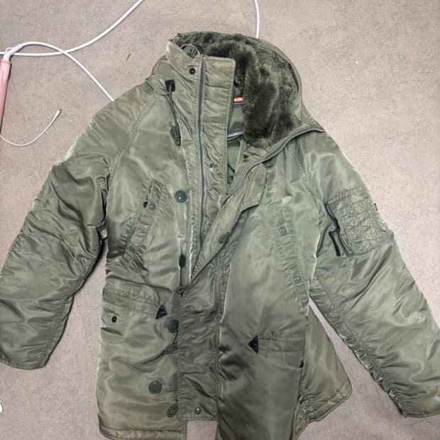 알파인더스트리 패딩 L