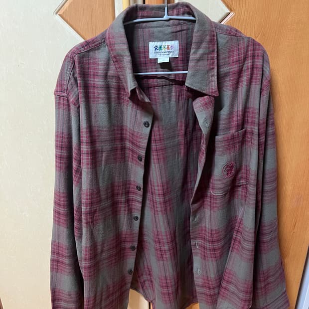 디스이즈네버댓 GD베어 셔츠