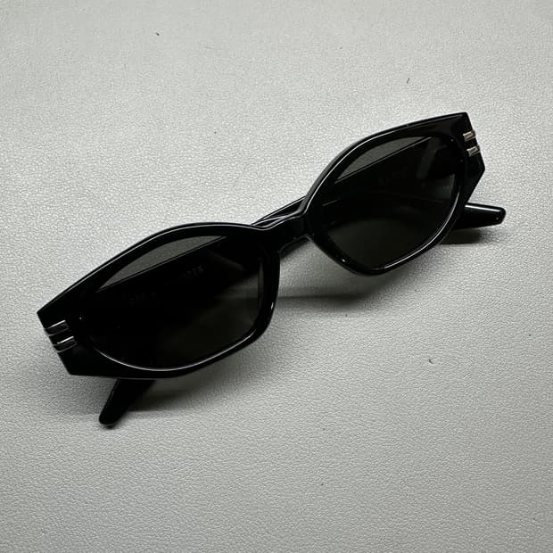 젠틀 몬스터 고스트 01 블랙