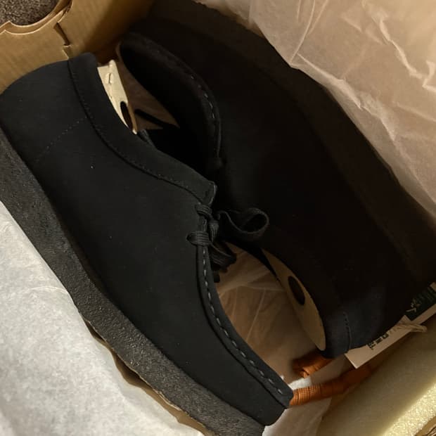 클락스 왈라비 블랙