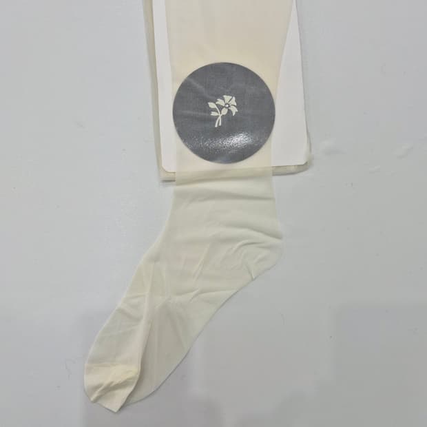 Simree 아이보리 플라워 포인트 팬티스타킹