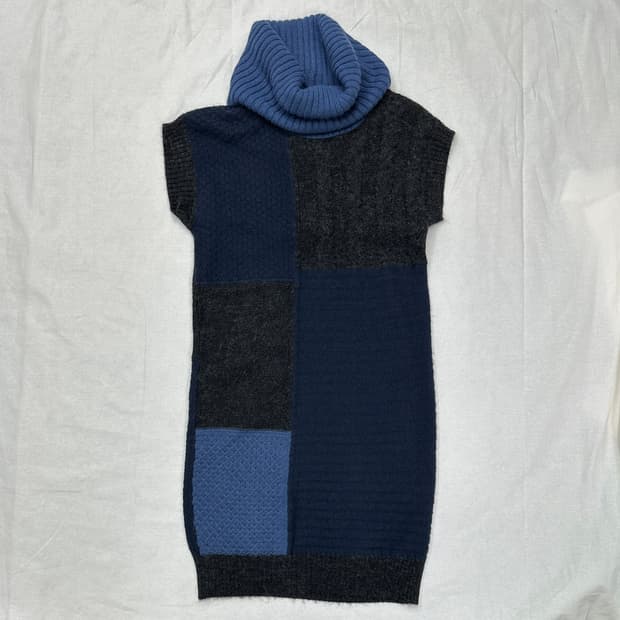 LOVE MOSCHINO 니트원피스