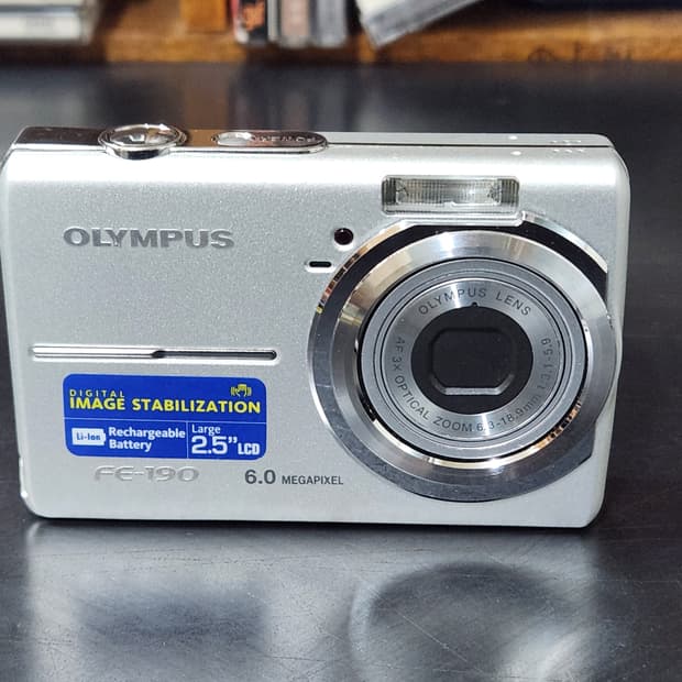 올림푸스 fe-190 빈티지 디카
