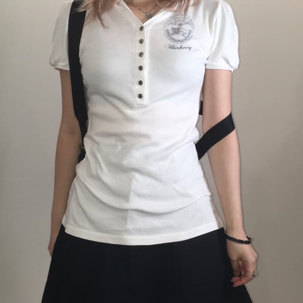 Burberry ivory puff hood t shirt