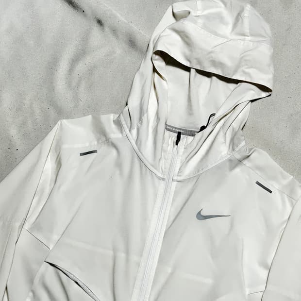L 나이키 러닝 후드바람막이