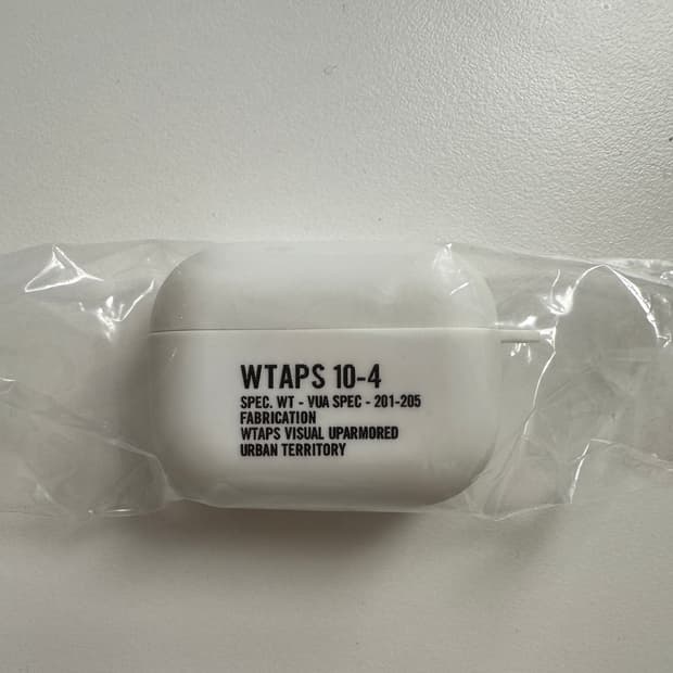 더블탭스 wtaps 에어팟프로 케이스 