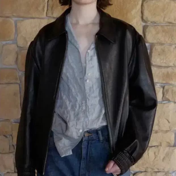 새상품 비아플레인 레더 블루종 블랙