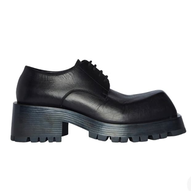 발렌시아가 트루퍼 더비 슈즈