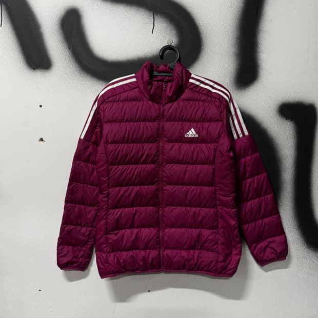 아디다스 라인 디테일 삼선 경량 패딩