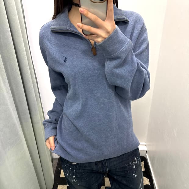 폴로 블루 반집업 니트