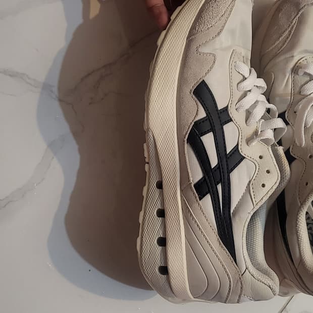 아식스 러닝화 245