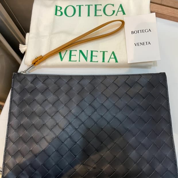 보테가 클러치