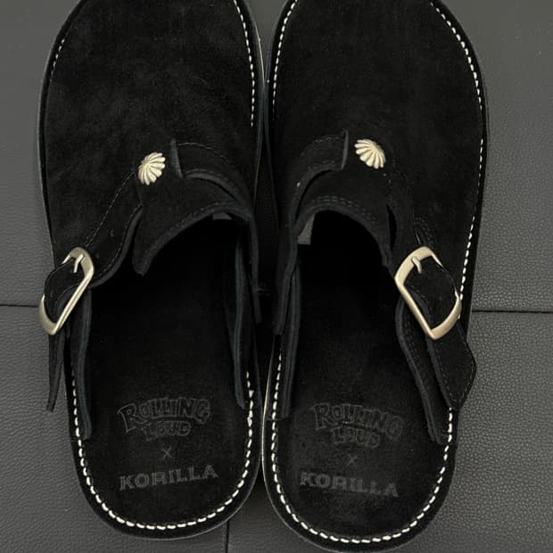 (290) 롤링라우드 코릴라부츠 뮬 블랙 에센스룸