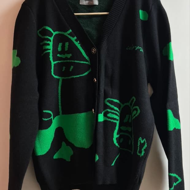 르니앤맥코이 브이넥 가디건