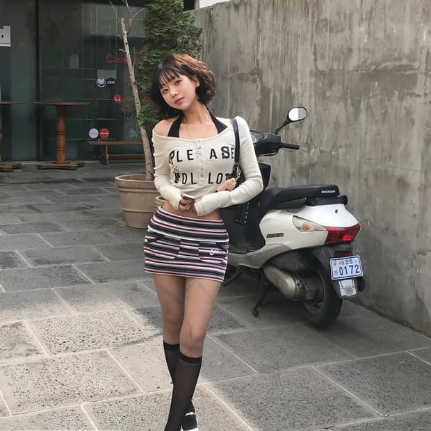 (새상품)플리즈노팔로우 Megan Patch Long Sleeve top