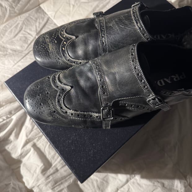 프라다 더블 몽크 스트랩