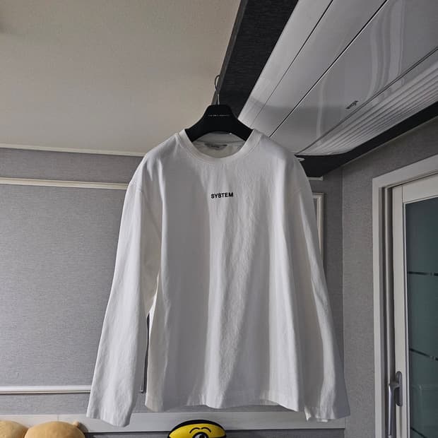 [거의 새것] 시스템옴므 레터링 롱슬리브 긴팔티셔츠 105