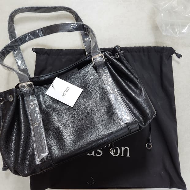 새상품) 애즈온 헤븐백 블랙